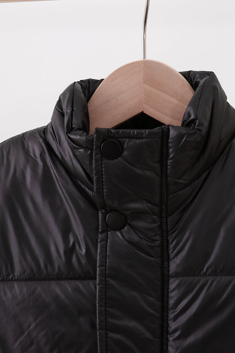 Black mom&me puffer vest