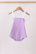 Purple ribbon ruffle bow bubble