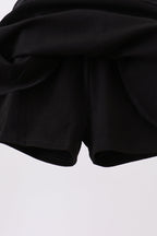 Black scallop hem bow skort
